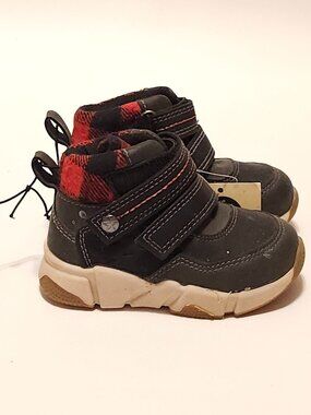 ADORABLE Buffalo Check Boots Grey Boys Size 5-6 BNWT
